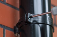 Scrwgan gutter installers